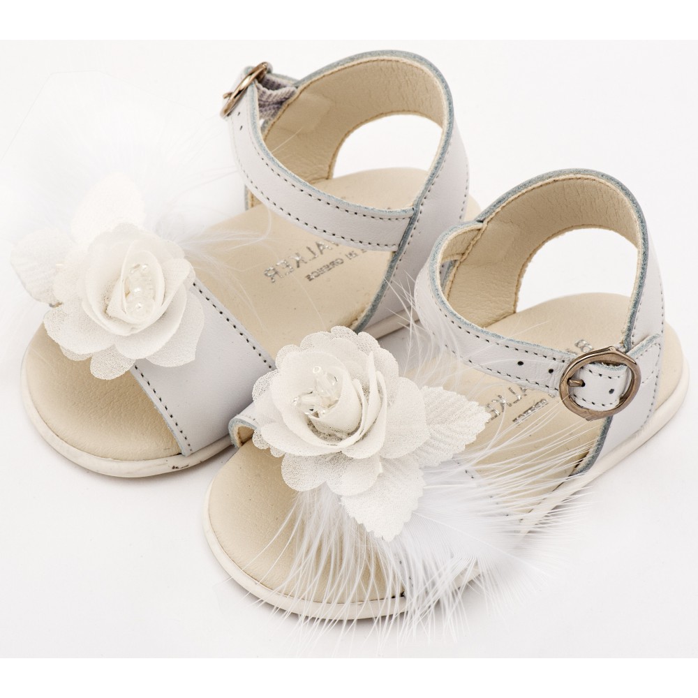 PRI2662 Λευκό Πέδιλο Διακοσμημένο με Χειροποίητο Λουλούδι με Πούπουλα 