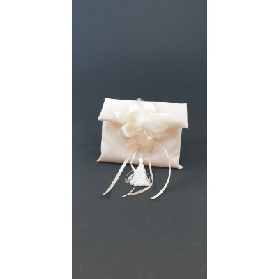 Μπομπονιέρα Ιδιαίτερη Lilium Feather Ivory