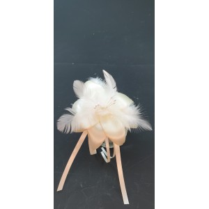 Μπομπονιέρα Ιδιαίτερη Lilium Feather Ivory