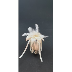 Μπομπονιέρα Ιδιαίτερη Lilium Feather Ivory