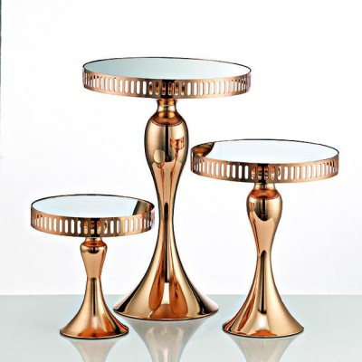 ΜΕΤΑΛΛΙΚΕΣ ΤΟΥΡΤΙΕΡΕΣ ΧΡΥΣΕΣ ΜΕ ΚΑΘΡΕΦΤΗ ΣΕΤ 3 ΤΕΜΑΧΙΩΝ Φ27x40 Φ23x28  Φ19x20cm