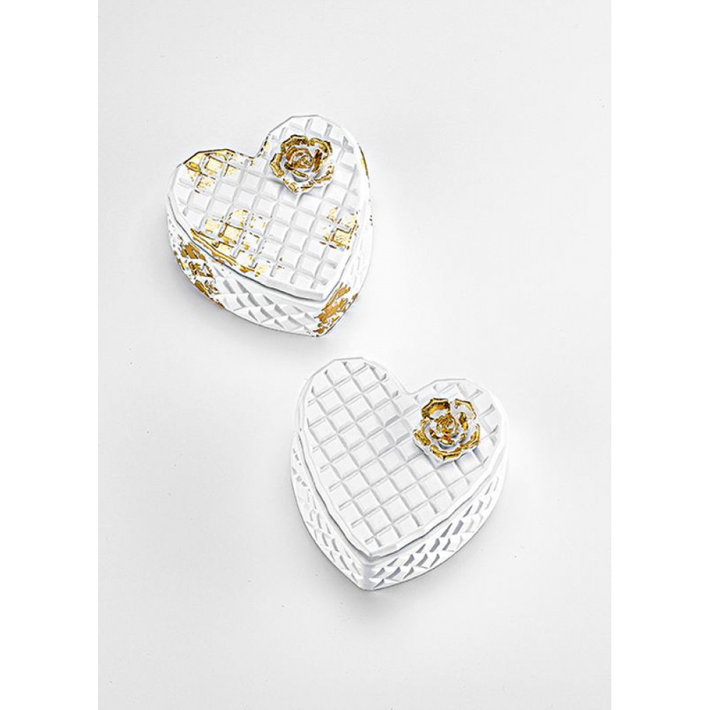 ΜΠΟΜΠΟΝΙΕΡΑ ΚΕΡΑΜΙΚΗ ΜΠΙΖΟΥΤΙΕΡΑ ΚΑΡΔΙΑ ΚΑΠΙΤΟΝΕ 8x8x4cm 