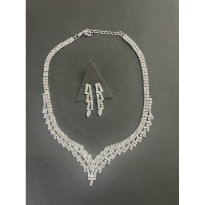 ΣΕΤ ΝΥΦΙΚΩΝ ΚΟΣΜΗΜΑΤΩΝ ΚΟΛΙΕ ΚΑΙ ΣΚΟΥΛΑΡΙΚΙΑ ΜΕ ΣΤΡΑΣ ΑΣΗΜΙ