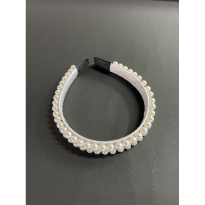 ΣΤΕΚΑ ΜΑΛΛΙΩΝ ΜΕ ΠΕΡΛΕΣ