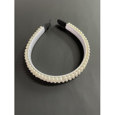 ΣΤΕΚΑ ΜΑΛΛΙΩΝ ΜΕ ΠΕΡΛΕΣ