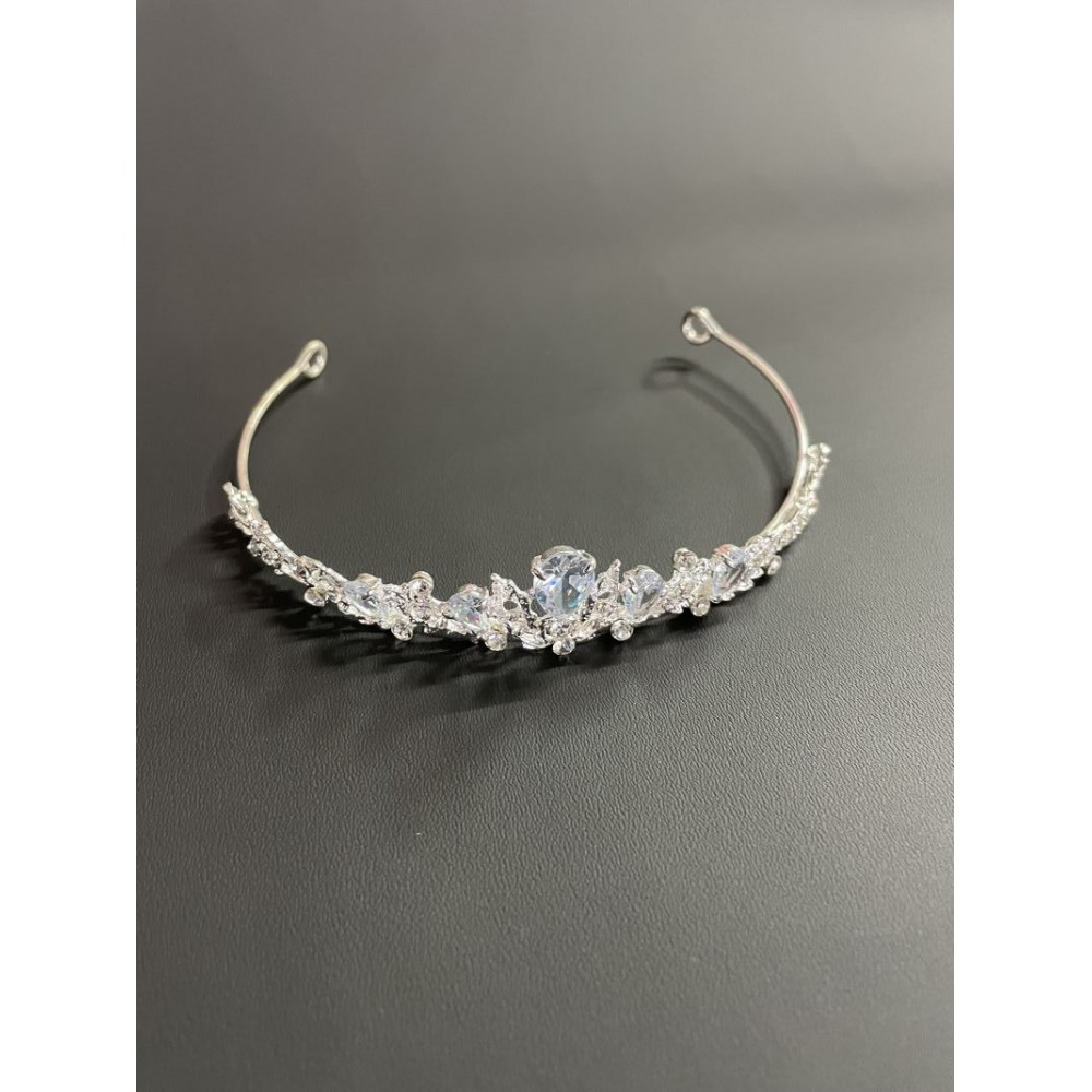 ΚΟΣΜΗΜΑ ΜΑΛΛΙΩΝ ΚΟΥΑΦ ΜΕ ΣΤΡΑΣ 