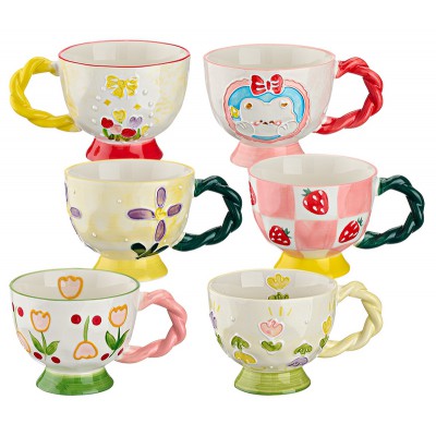 ΚΟΥΠΑ ΠΟΡΣΕΛΑΝΙΝΗ ΖΩΓΡΑΦΙΣΜΕΝΗ ΣΤΟ ΧΕΡΙ ΣΕ ΔΙΑΦΟΡΑ ΣΧΕΔΙΑ Φ11x9.5cm