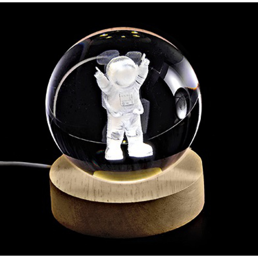 ΚΡΥΣΤΑΛΛΙΝΗ ΜΠΑΛΑ ΦΩΤΙΣΤΙΚΟ ΜΕ ΞΥΛΙΝΗ ΒΑΣΗ ΑΣΤΡΟΝΑΥΤΗΣ 5cm 