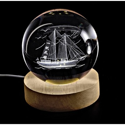 ΚΡΥΣΤΑΛΛΙΝΗ ΜΠΑΛΑ ΦΩΤΙΣΤΙΚΟ ΜΕ ΞΥΛΙΝΗ ΒΑΣΗ ΚΑΡΑΒΙ 7cm